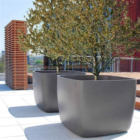 tree planters large outdoor pots